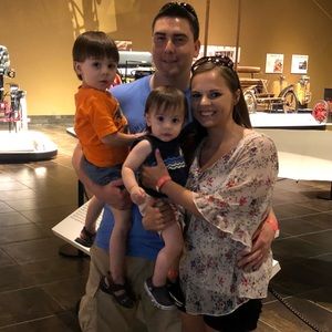 Meet your Posher, Ashley